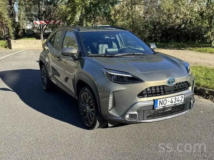 Toyota Yaris Cross 2023 photo 2