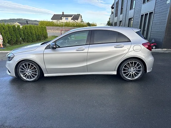 Mercedes-Benz A200 D 2016 photo 4