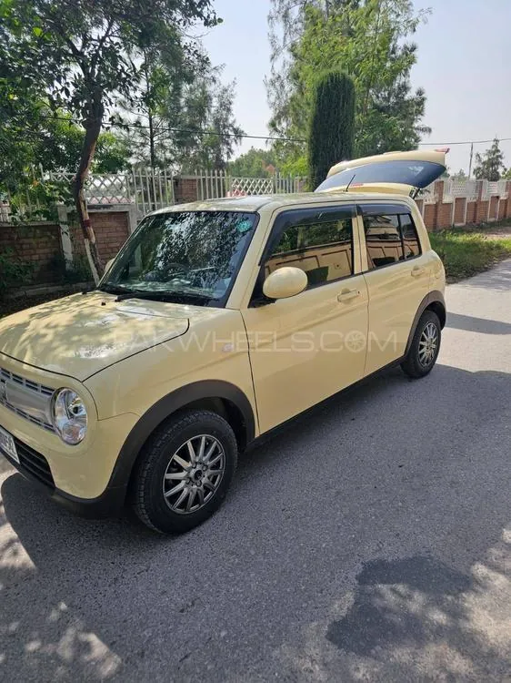 Suzuki Alto Lapin