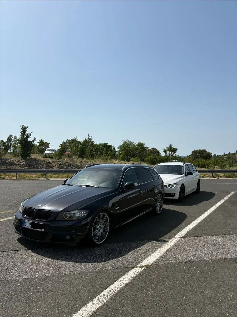 BMW 3 Series 2012 photo 3