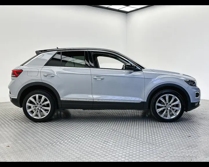 Volkswagen T-Roc 2019 photo 3