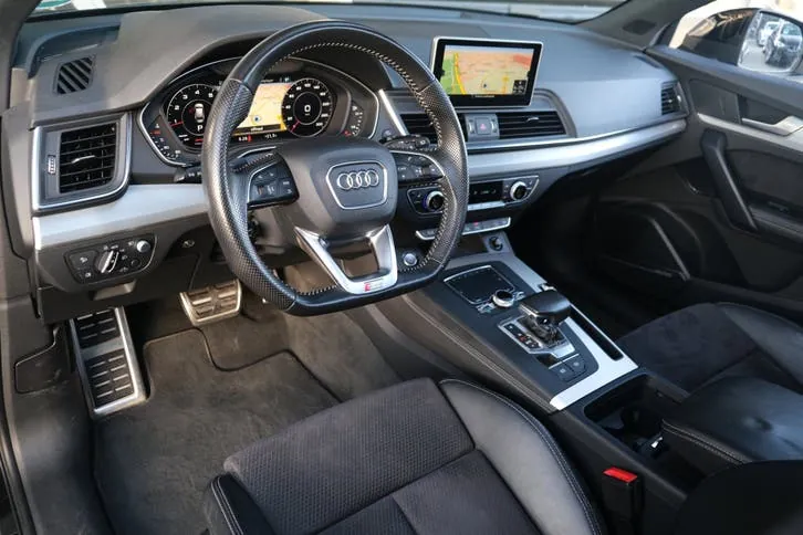 Audi Q5 2017 photo 3