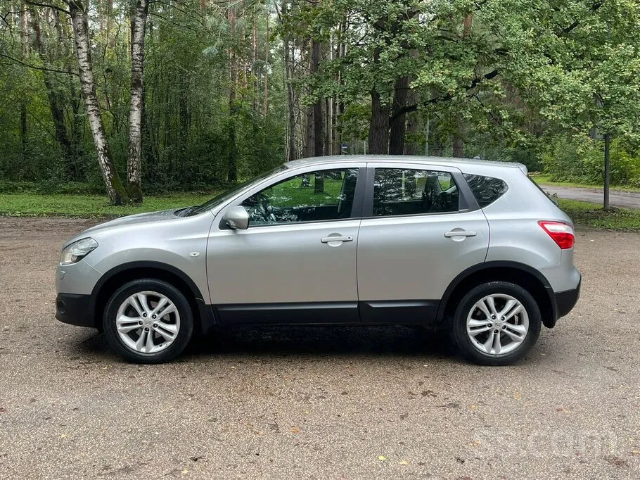 Nissan Qashqai 2013 photo 2