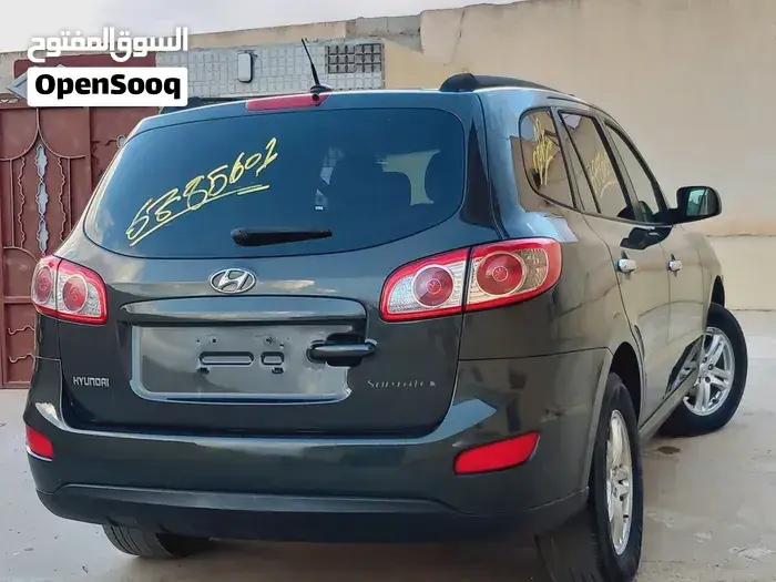 Hyundai Santa Fe 2012 photo 4