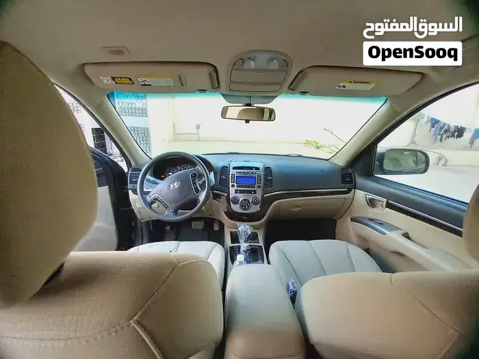 Hyundai Santa Fe 2012 photo 3
