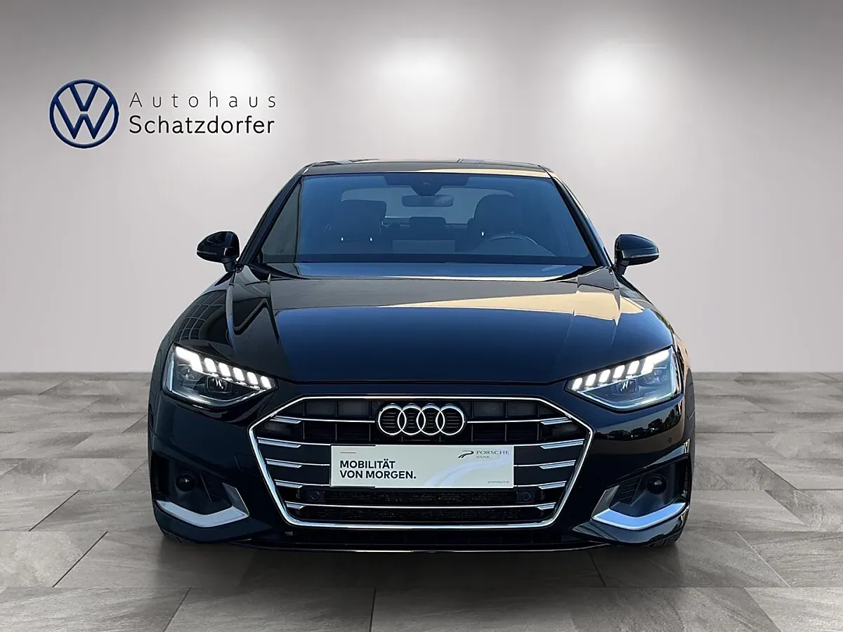 Audi A4 2023 photo 2