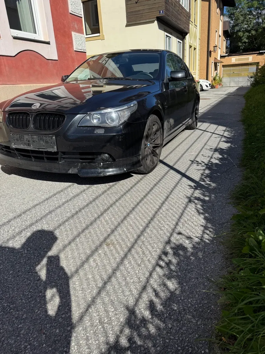 BMW 5 Series 2007 photo 2