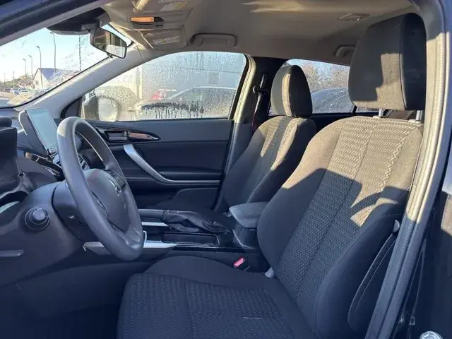 Mitsubishi Eclipse Cross 2024 photo 3