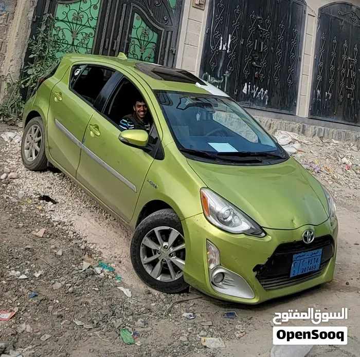 Toyota Prius 2016 photo 3