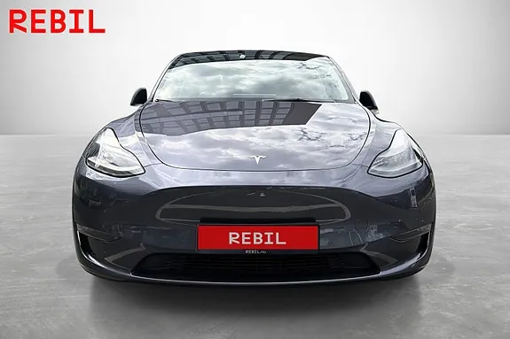 Tesla Model Y 2022 photo 2