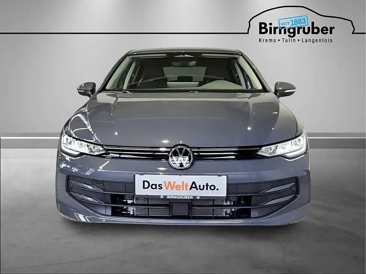 Volkswagen Golf 2026 photo 2