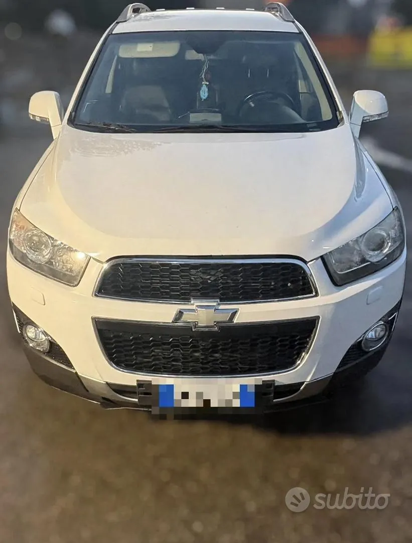 Chevrolet Captiva 2012 photo 2