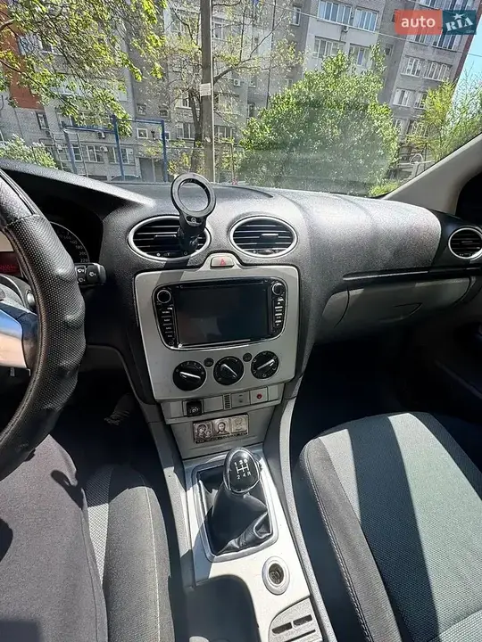 Ford Focus 2011 photo 5