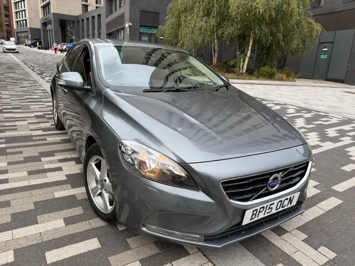 Volvo V40