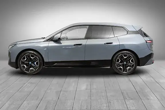 BMW Ix 2023 photo 2