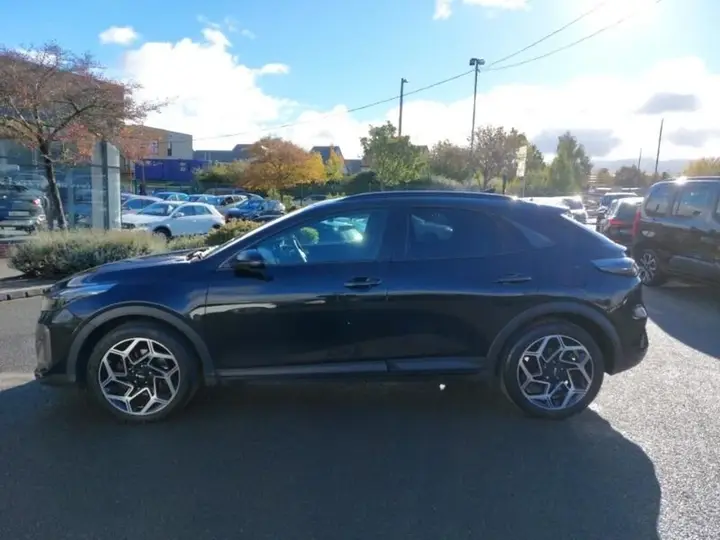 Kia Xceed 2023 photo 3