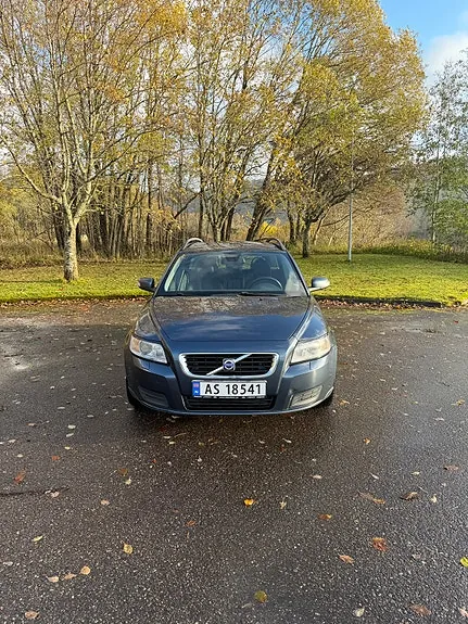 Volvo V50 2008 photo 2
