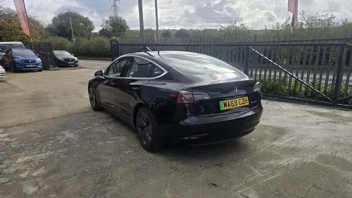 Tesla Model 3 2019 photo 4