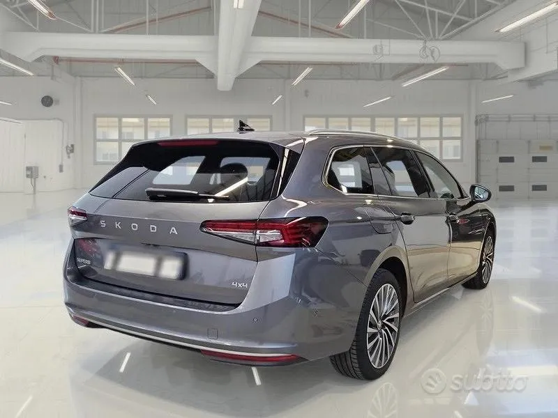 Skoda Superb 2025 photo 4