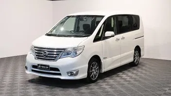 Nissan Serena 2015 photo 4