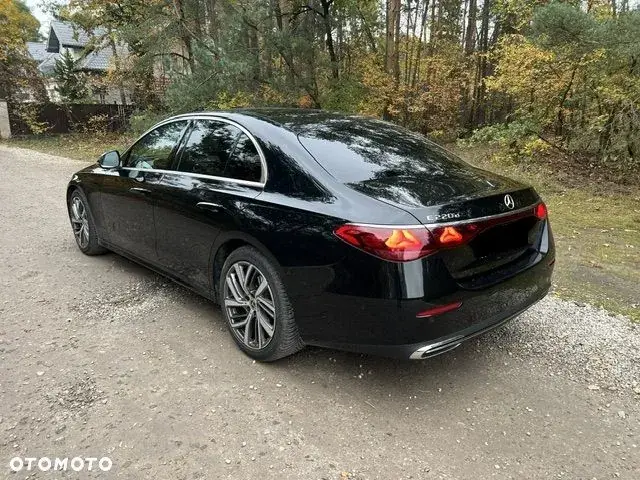 Mercedes-Benz E-Class 2024 photo 5