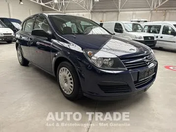 Opel Astra 2004 photo 2