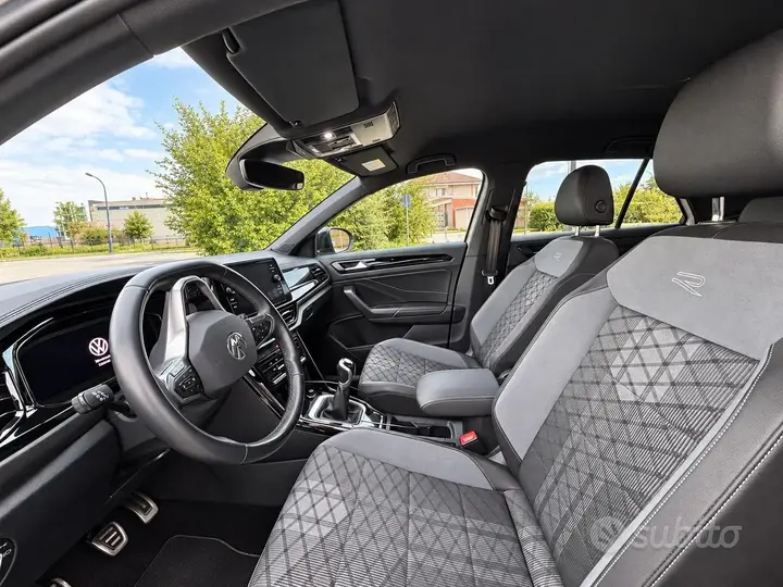 Volkswagen T-Roc 2024 photo 4