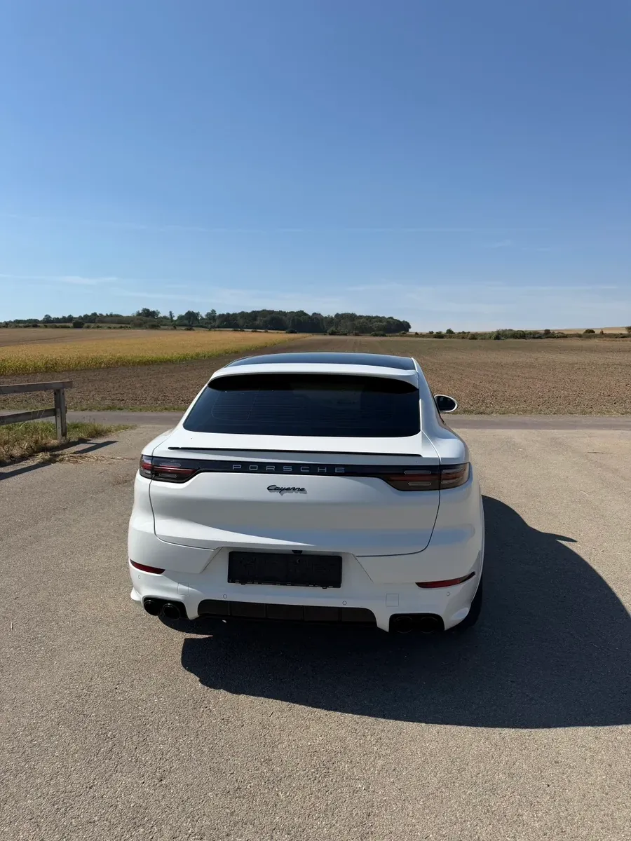 Porsche Cayenne 2022 photo 3