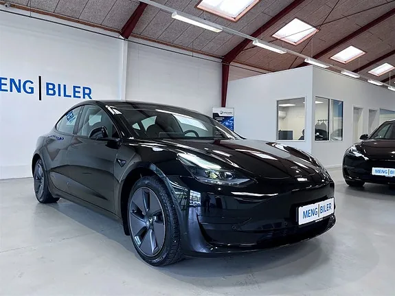 Tesla Model 3 2023 photo 3