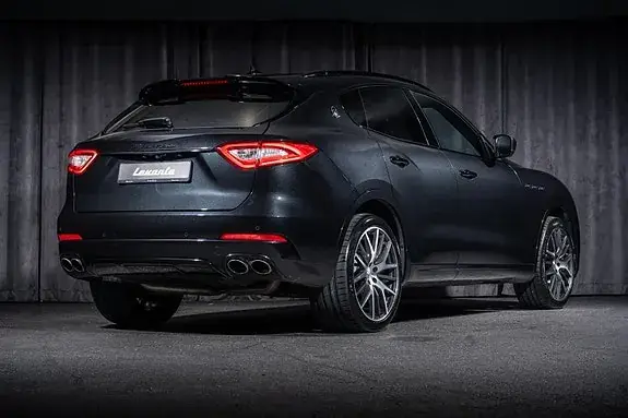 Maserati Levante 2017 photo 5