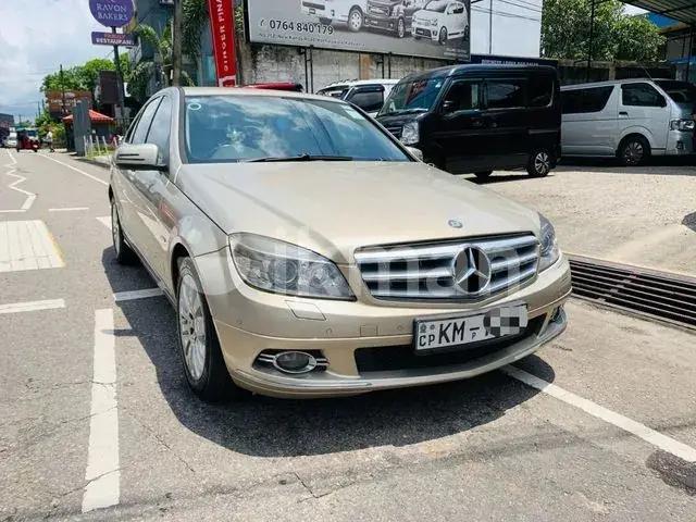 Mercedes-Benz C180 2010 photo 2
