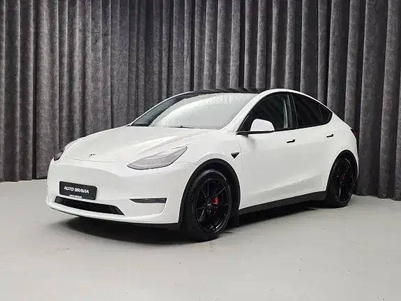 Tesla Model Y 2023 photo 3