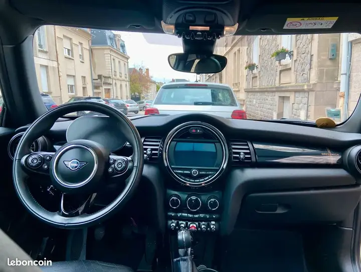 Mini Cooper S 2020 photo 3