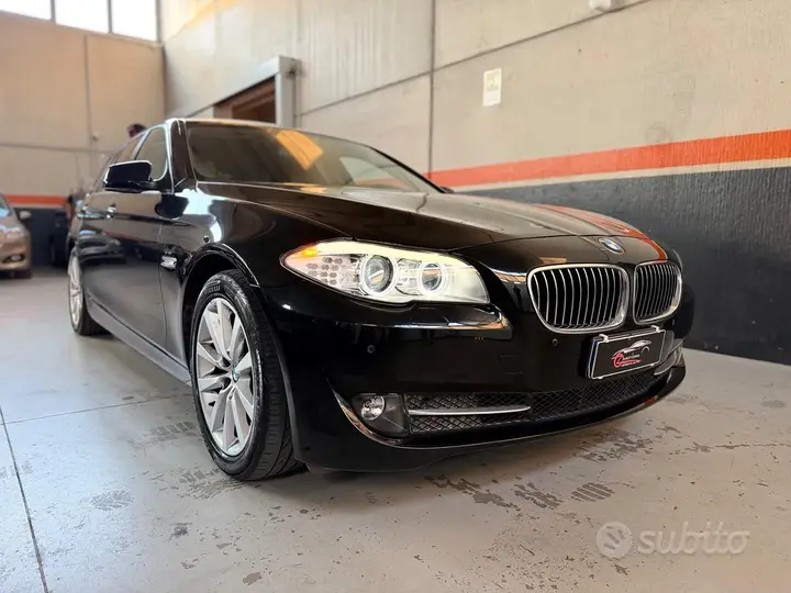 BMW 520D 2011 photo 2