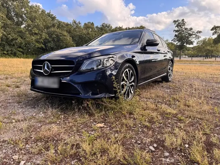 Mercedes-Benz C180