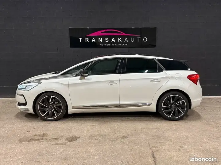 DS Automobiles Ds5 2017 photo 4