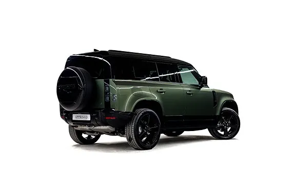 Land Rover Defender 110 2026 photo 2