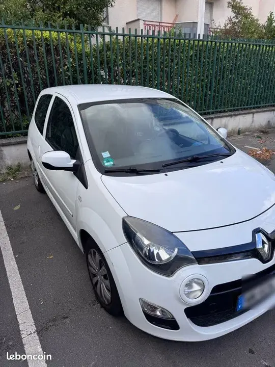Renault Twingo 2013 photo 2