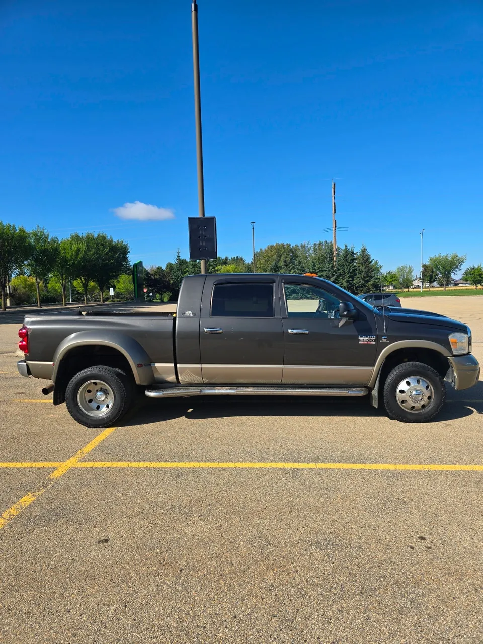 Dodge Ram 3500 2008 photo 3
