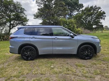 Mitsubishi Outlander 2026 photo 3