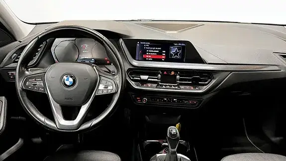 BMW 118I 2020 photo 4