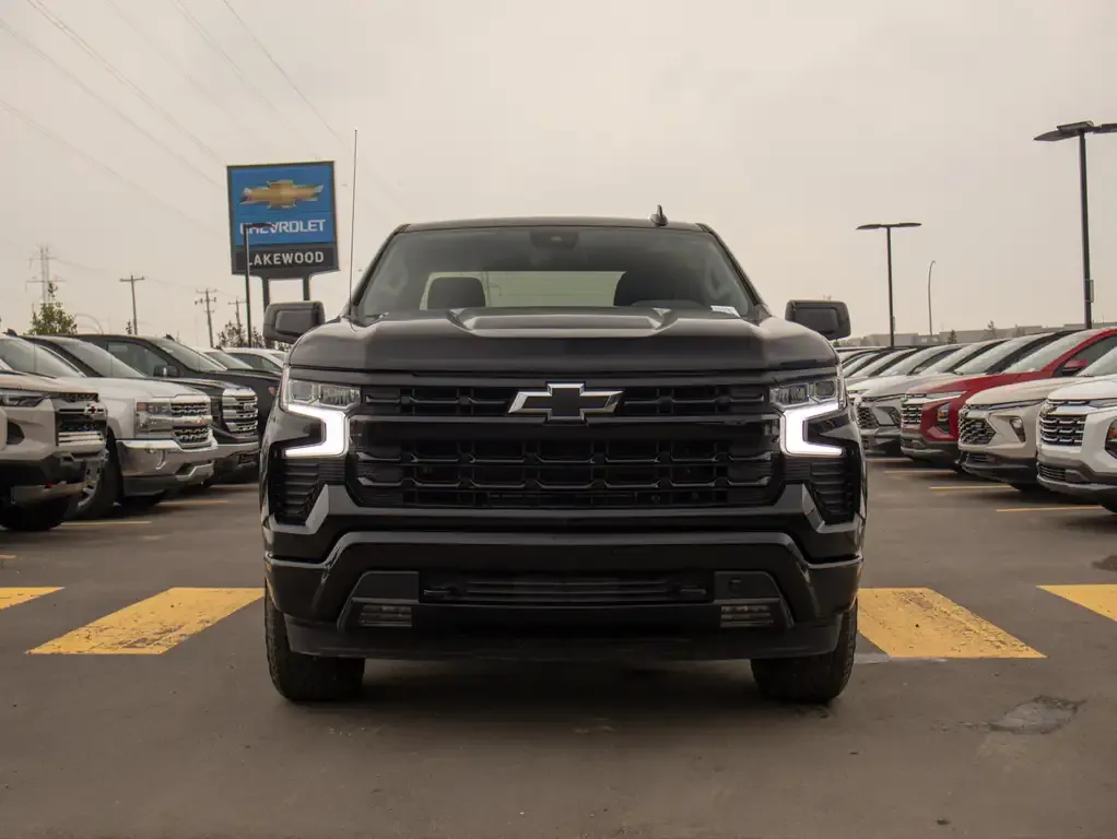 Chevrolet Silverado 1500 2025 photo 3