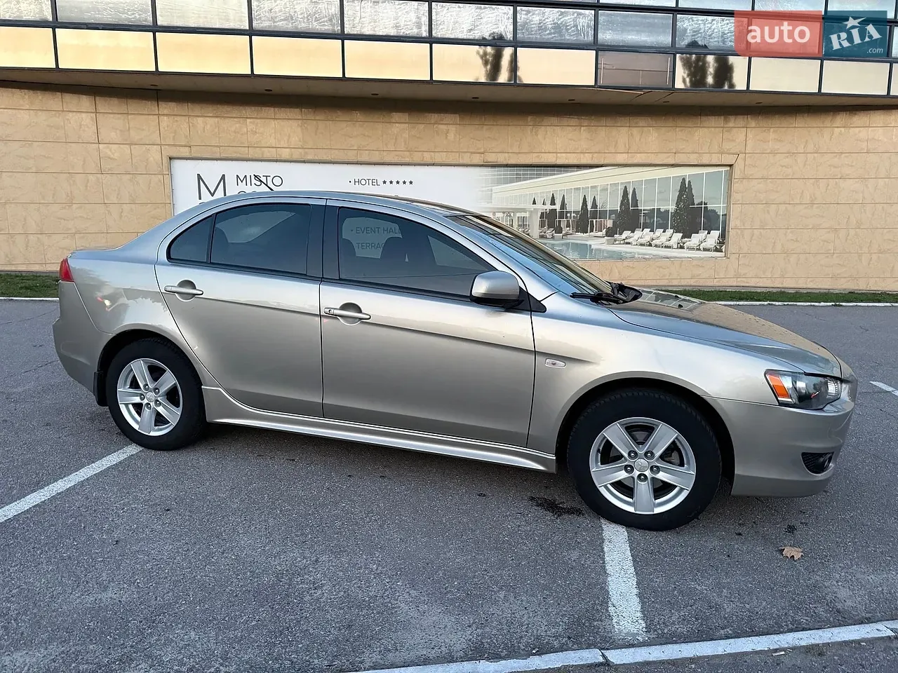 Mitsubishi Lancer