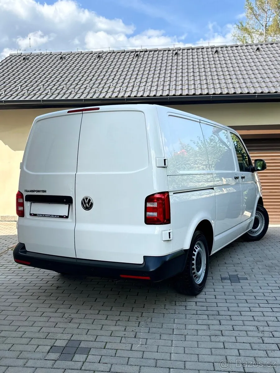 Volkswagen Transporter 2018 photo 5