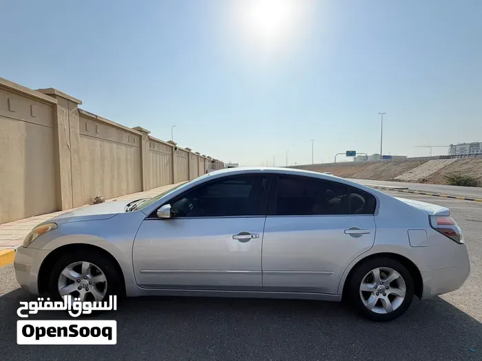 Nissan Altima 2008 photo 2