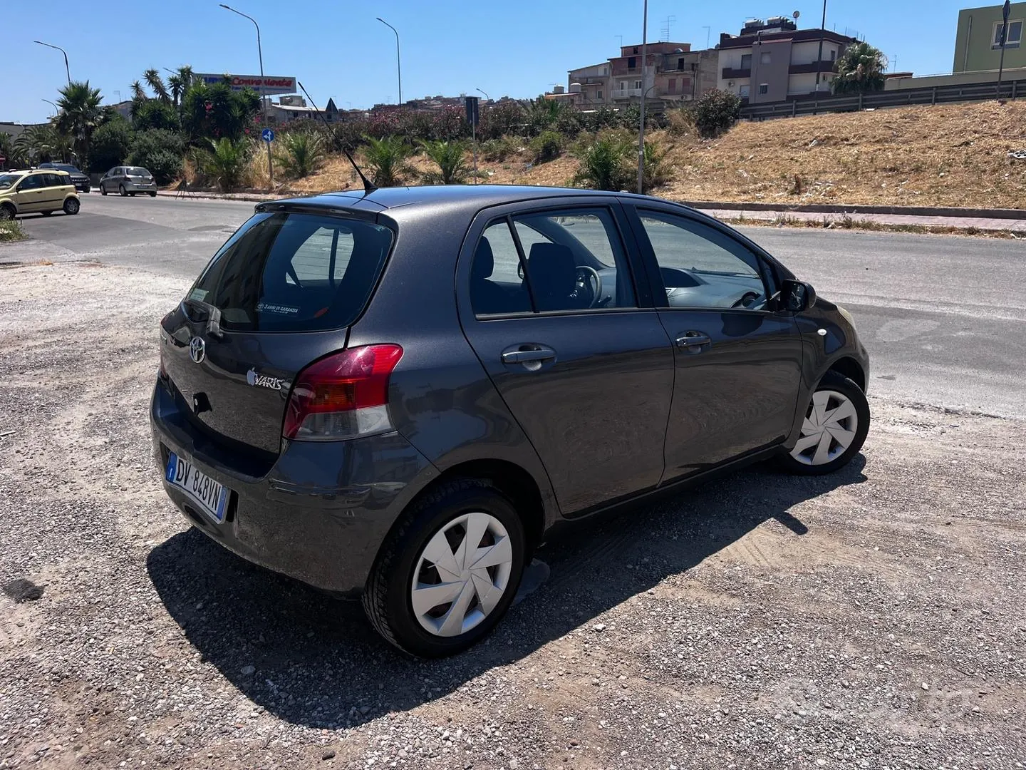 Toyota Yaris 2009 photo 4