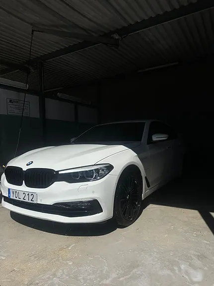 BMW 530E 2018 photo 3