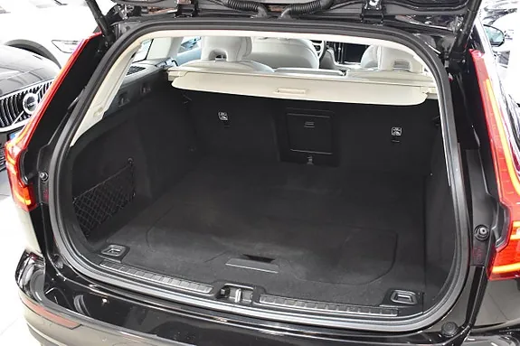 Volvo V60 Cross Country 2023 photo 5