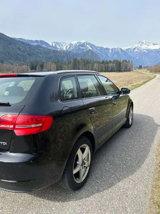 Audi A3 2011 photo 3