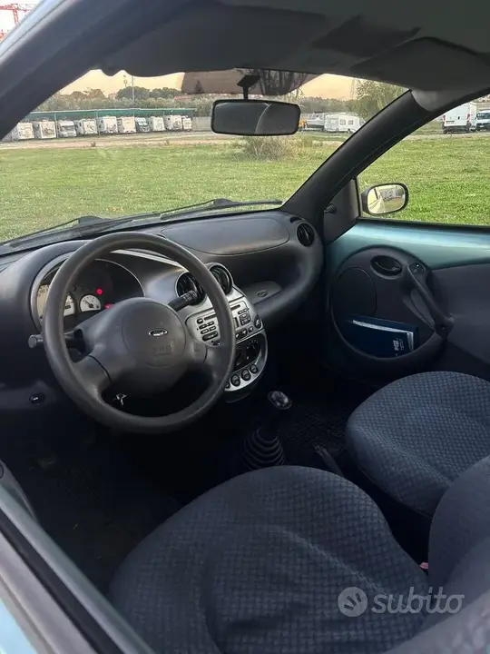 Ford Ka 2000 photo 3